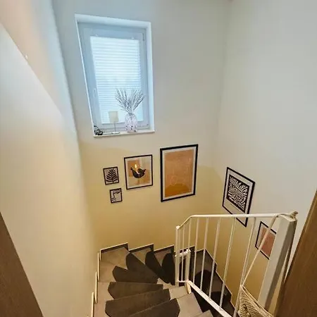 Wunderschoenes, Grosses Traumhaus *